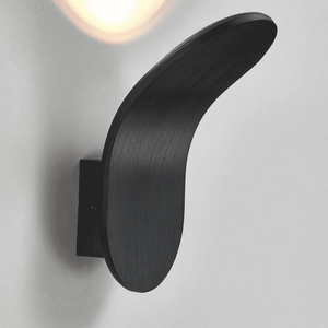 Agatho - Minimalist Wall Lamp