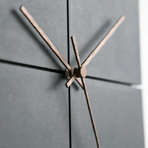 Beckett - Simple Modern Clock | Bright & Plus.